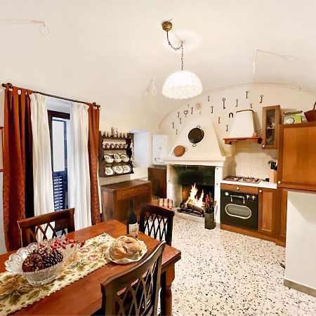 Апартаменты I Due Gradoni Stone House Pacentro Экстерьер фото